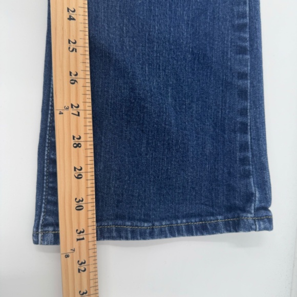 Levis Strauss Jeans Women 28x31 Blue Denim Bootcut Mid Rise 90s Y2K Stretch - Picture 12 of 13